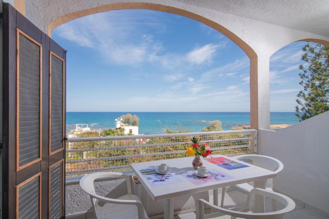 Iliostasi Beach Apartments Hersonissos  Eksteriør billede