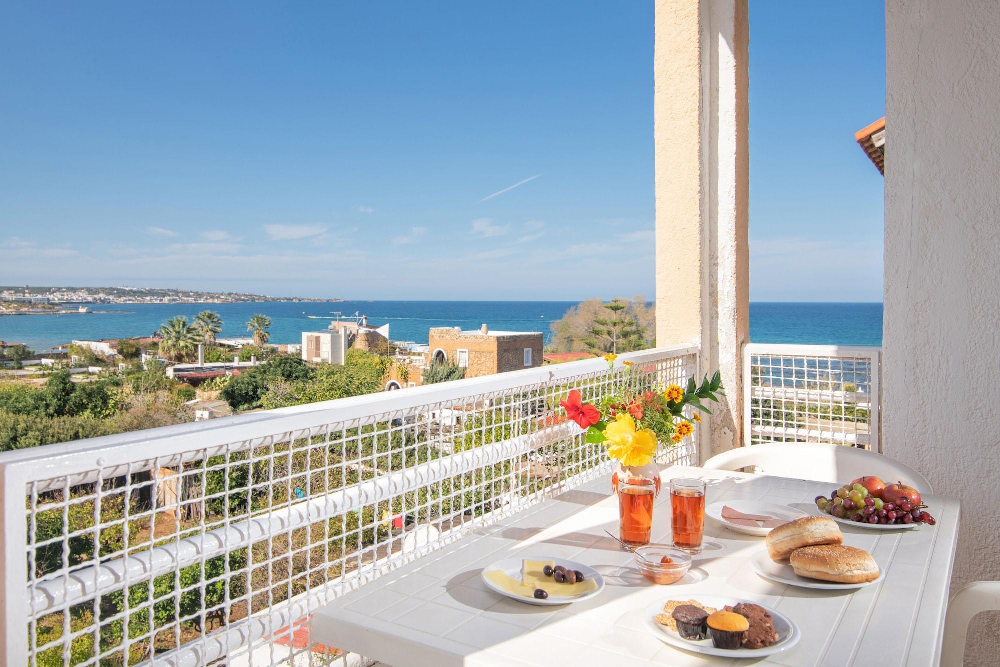 Iliostasi Beach Apartments Hersonissos  Eksteriør billede